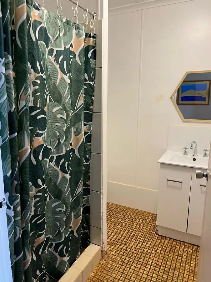 *** Motel Childers Budget Accommodation Australia